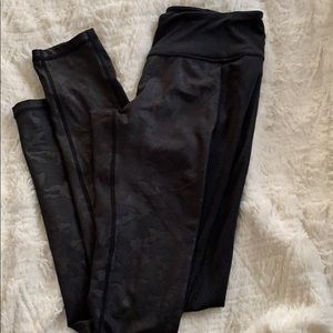 Camo leggings